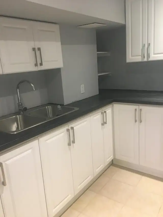 A large private room for rent in Scarborough