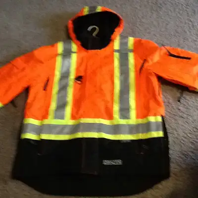 Only worn twice and was too big, has been washed and still looks new. Size Large. This extremely ver...