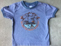 NEW OLD NAVY TSHIRT - SIZE 4T