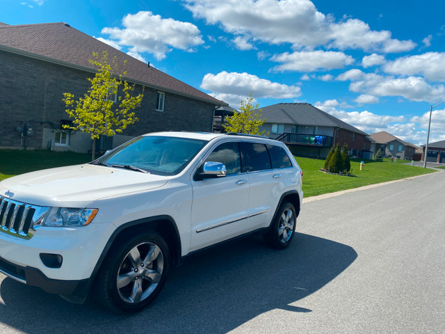 Grand Cherokee Limited in Cars & Trucks in Trenton