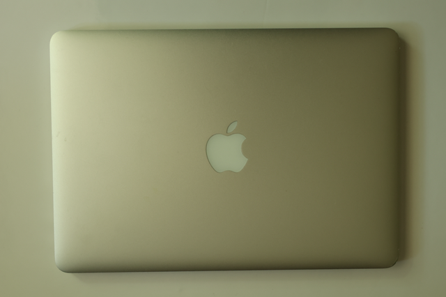 MacBook Pro 13 pouces - fin 2013 in Laptops in West Island - Image 5