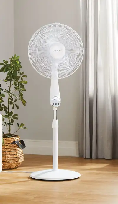 This NOMA Oscillating Pedestal/Stand Fan is designed to keep your space cool, comfortable with excel...