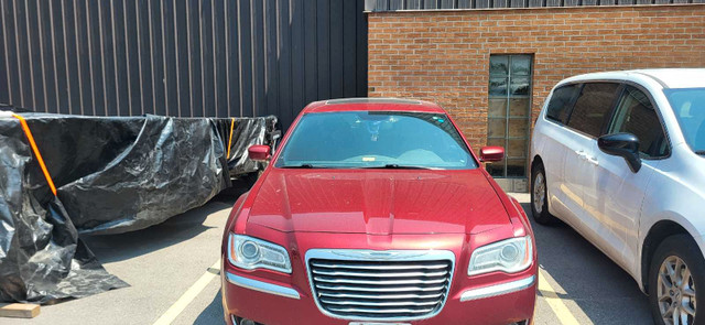 Chrysler 300-Series in Cars & Trucks in City of Toronto