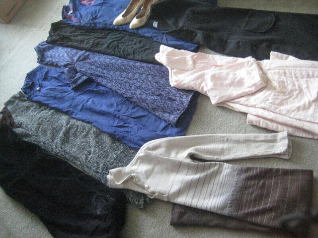 ###VINTAGE CLOTHING #1  BULK ONLY in Women's - Other in City of Toronto - Image 3