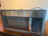 GE Microwave (Over the Range) for Sale $120