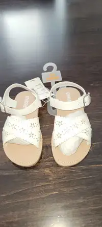 NEW Child Toddler size 10 shoes (sandals) 