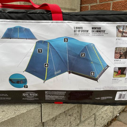 Camping Tent 8 Person XL Skydome with Full Fly Vestibule Blue Ni in Other in Kitchener / Waterloo - Image 2