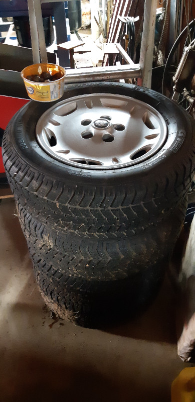 1996 jaguar xj alum.rims qty of 5 .vg cond. in Tires & Rims in Bridgewater - Image 3