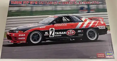 Hasegawa 1/24 STP Taisan Nissan Skyline GT-R R32 Gr.A 1992 JTC race car model. Item is still sealed...