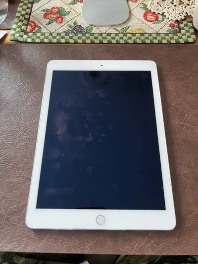 Apple iPad Air 2, View more
