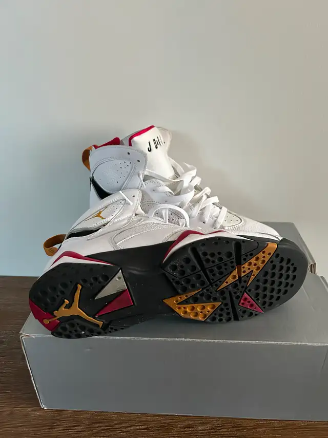 Jordan 7 Cardinal (2022) in Men's Shoes in Markham / York Region - Image 7