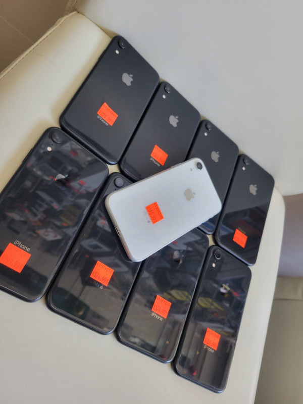Iphone xr  64 GB on sale cash no tax from in Cell Phones in City of Toronto - Image 2