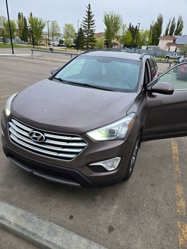 SANTA FE XL 2014 in Cars & Trucks in Edmonton - Image 4