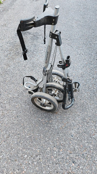 Dynatour 3 wheel pull golf cart
