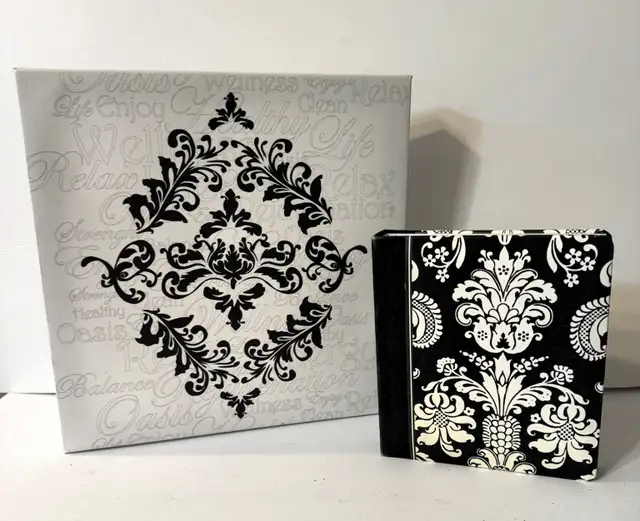 Lovely Bouclair frame address book / Joli cadre & carnet address in Home Décor & Accents in Gatineau - Image 2