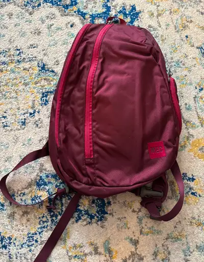 MEC one shoulder backpack, View more