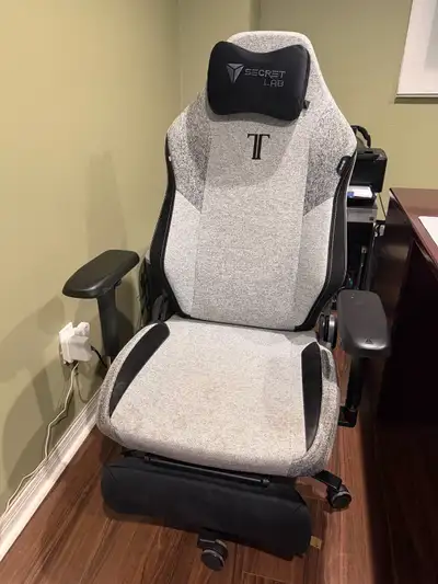 Secretlab Titan EVO , View more