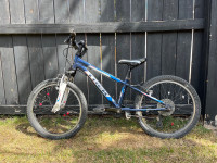 Trek MT60 20” bike