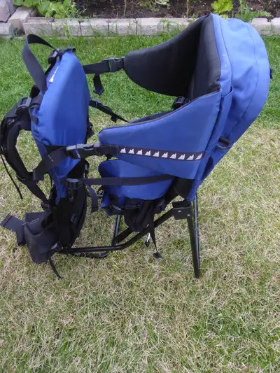 MEC Kids hiking Carrier in excellent condition.