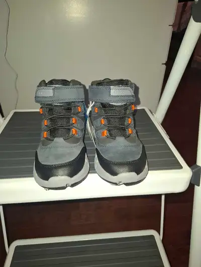 Geox Amphibiox waterproof winter boot toddler size 10, View more
