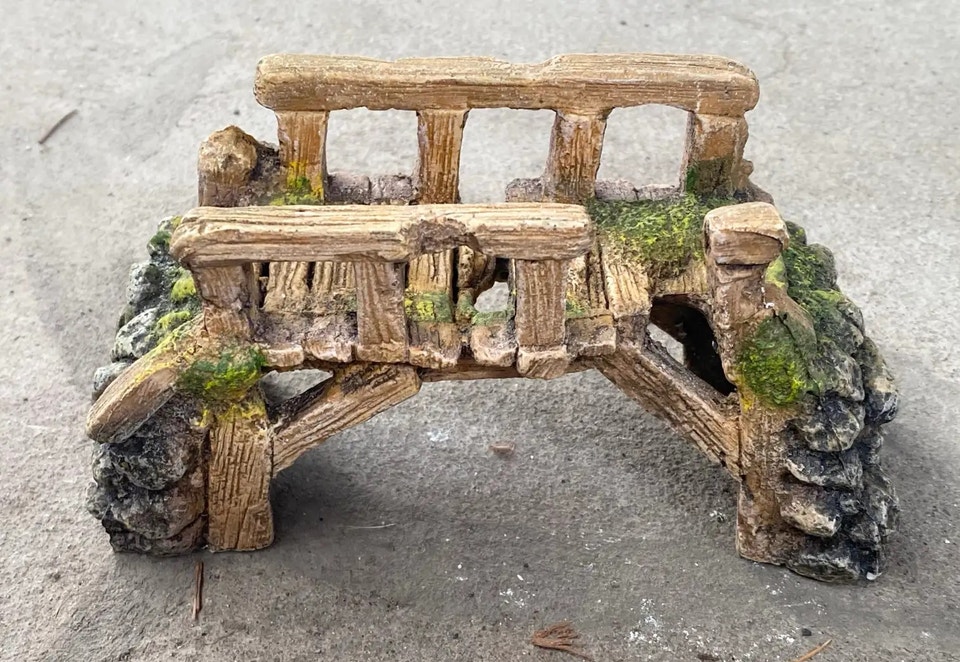 Fish Tank/Aquarium Ornaments/Decors | Fish for Rehoming | City of ...