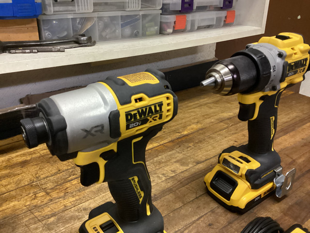 DEWALT 20v MAX XR BR. IMPACT DRIVER and 1/2” DRIVER DRILL KIT in Power Tools in Barrie - Image 2