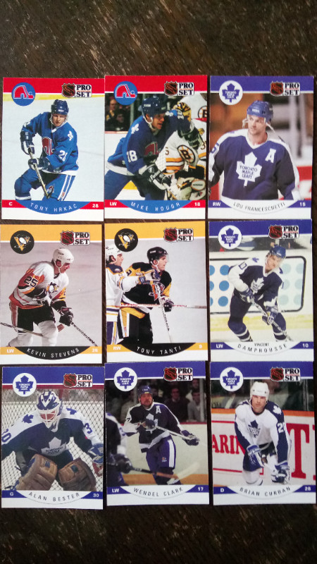 1991 O-PEE-CHEE & PRO-SET HOCKEY CARDS, MINT SHAPE in Arts & Collectibles in Kitchener / Waterloo