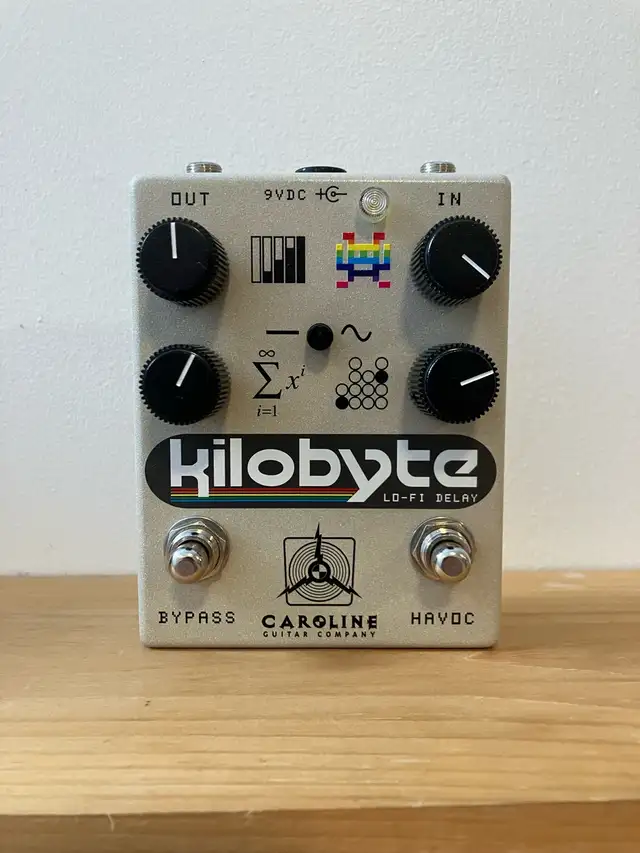 Caroline Guitar Company Kilobyte Lo-Fi Delay Pedal in Amps & Pedals in City of Montréal - Image 3