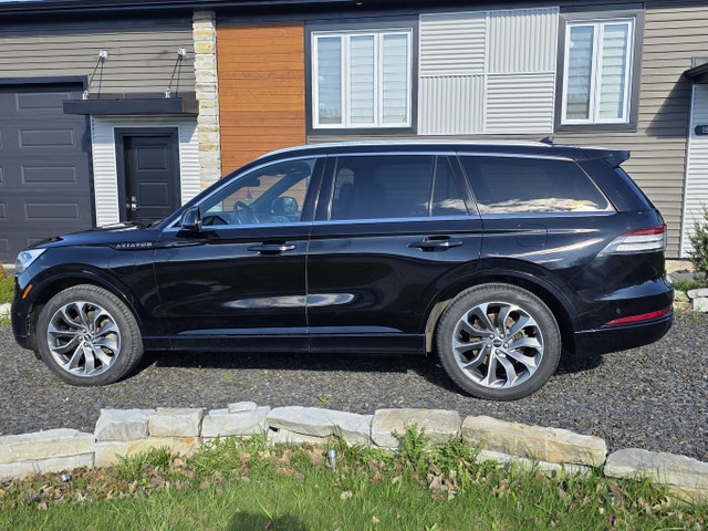 Très rare; Lincoln Aviator PHEV Grand touring.
