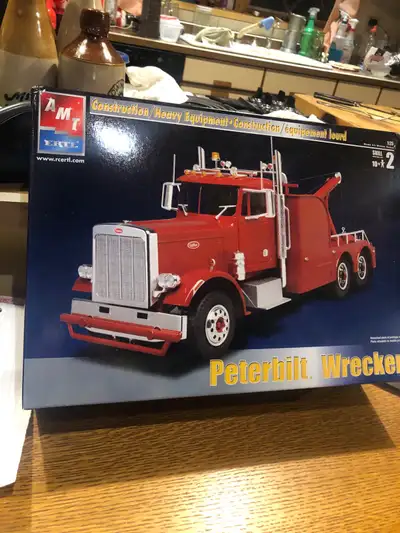 Mint Vintage original. kit from 2002 AMT — cello has been removed— new in box— asking 125.00. Obo. a...