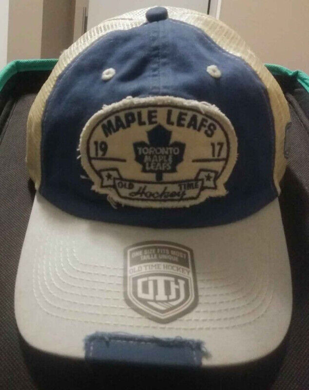 Rare Toronto Maple Leafs NHL Hockey hat, in Penticton in Arts & Collectibles in Penticton