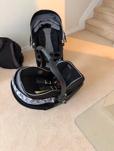 Graco Joggers Travel system, View more