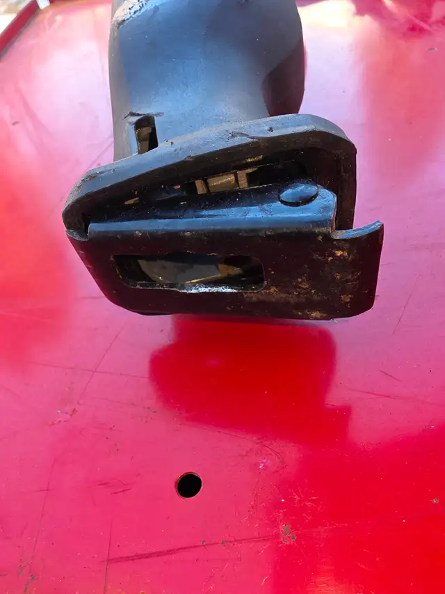 Jobmate Job Mate Reciprocating Saw 6.5A 120V Corded 1 Blade Key in Power Tools in Windsor Region - Image 6