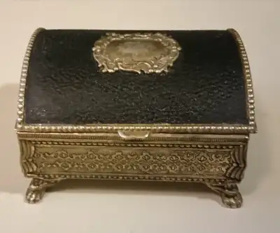 Vintage Rare Arrow Metal Jewelry Box with Yellow Felt Lining, View more
