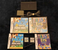 Nintendo DS Lite W/ 2 Games: New Mario Bros and Tetris