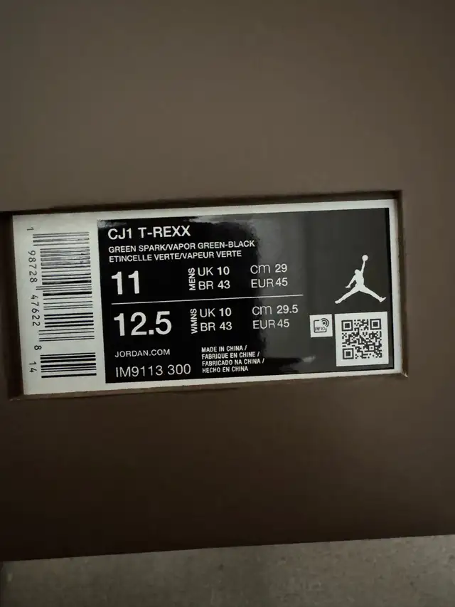 Travis Scott CJ1 T rexx green spark men’s shoes in Men's Shoes in Markham / York Region - Image 5
