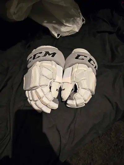 Hockey Gloves 14" White, View more