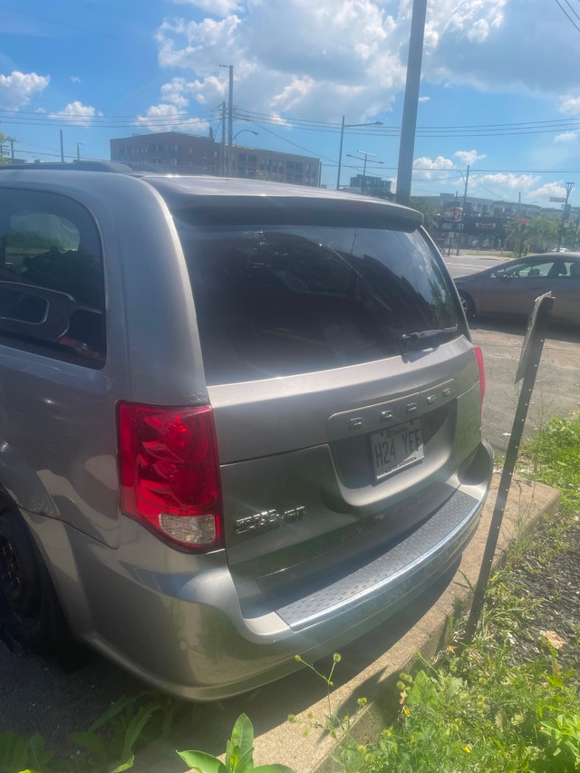Dodge caravan pour pièce