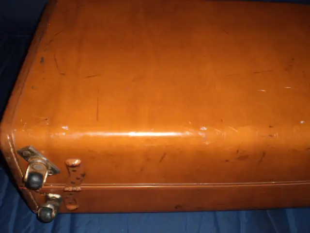Vintage Leather, Rolling Luggage from Stratford, ON in Other in City of Toronto - Image 5