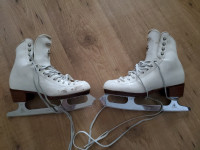 Riedell figure skates, size 4.5, Ultima elite blades