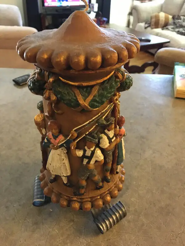 Decorative German themed large candle503563721460295681