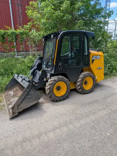 2025 JCB Skid Steer Near new condition No longer needed Low hours approx 30hr Hi-flow , Forks, Store...