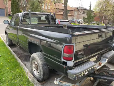 2001 Dodge Ram 2500 Extended Cab 4x4 - 8 ft - Long Box - 5 SPEED MANUAL TRANSMISSION (an NV4500), 5....