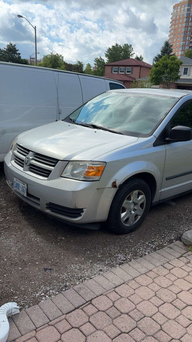 2010 dodge grand caravan  in Cars & Trucks in City of Toronto