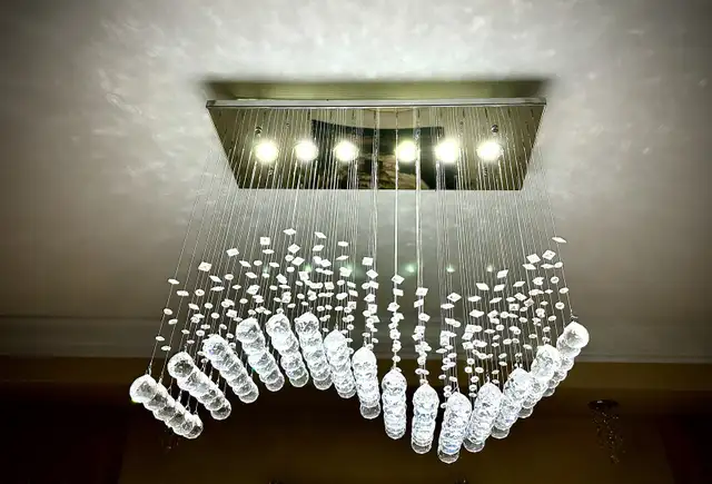 Crystal Chandelier in Indoor Lighting & Fans in Markham / York Region - Image 3