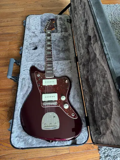 Fender TVL Jazzmaster guitar, View more