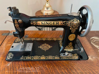 REDUCED! Antique Singer Sewing Machine Class 9W with Accessories
