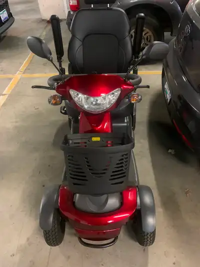 Bigfoot S846 trail master electric scooter, basically brand new, used less than a dozen times, still...
