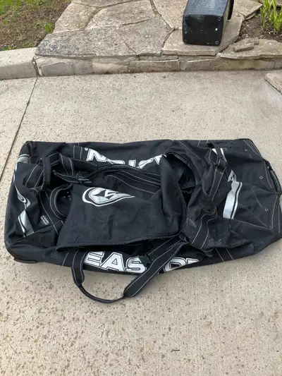 LARGE Easton wheeled hockey bag, View more