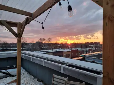 Well-Lit 2 Bedroom LEASE TRANSFER
